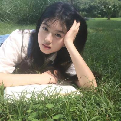 白发夫妻傍晓昏